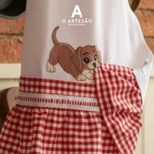 Guardanapo com Matriz de Bordado Interativa Cachorrinho Sapeca com Fundo de Tijolos